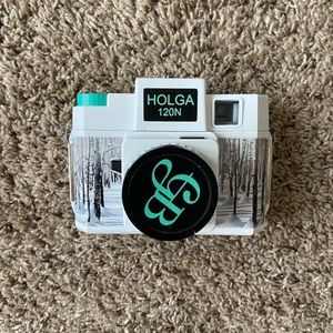 120N urban outfitters vintage film holga camera